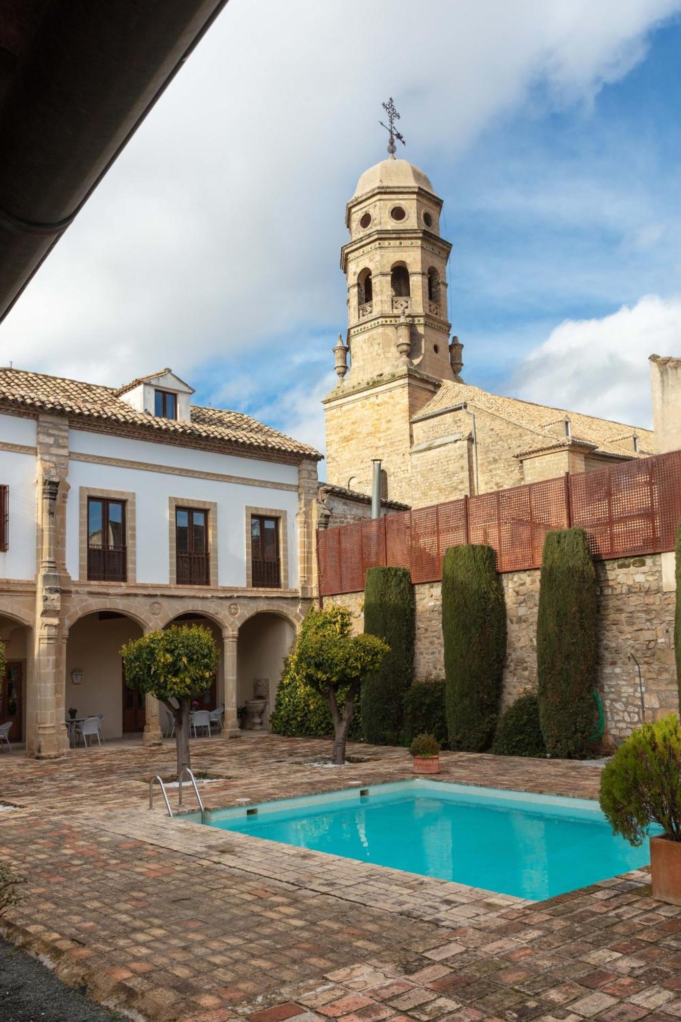 באיסה Hotel Puerta De La Luna מראה חיצוני תמונה