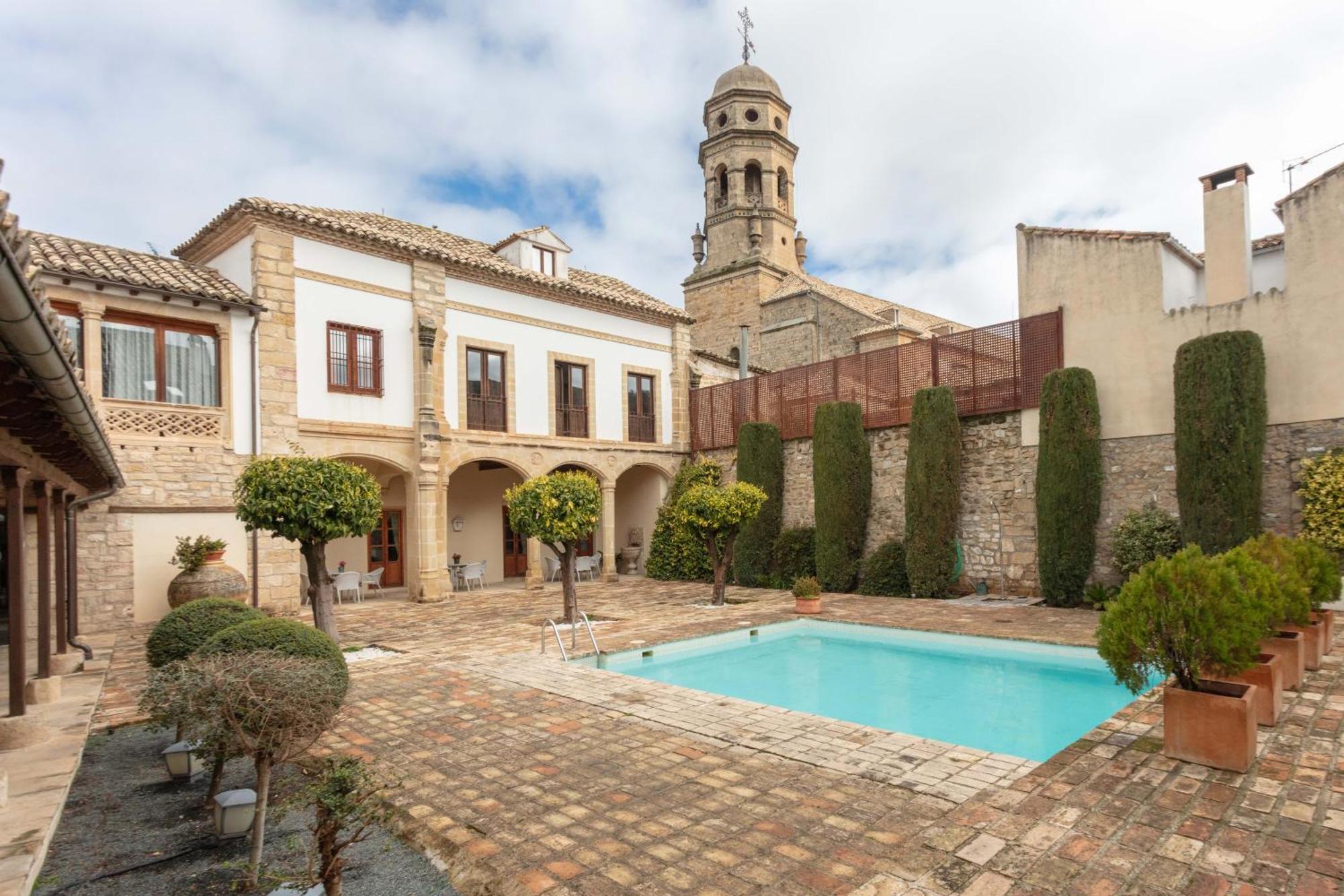 באיסה Hotel Puerta De La Luna מראה חיצוני תמונה