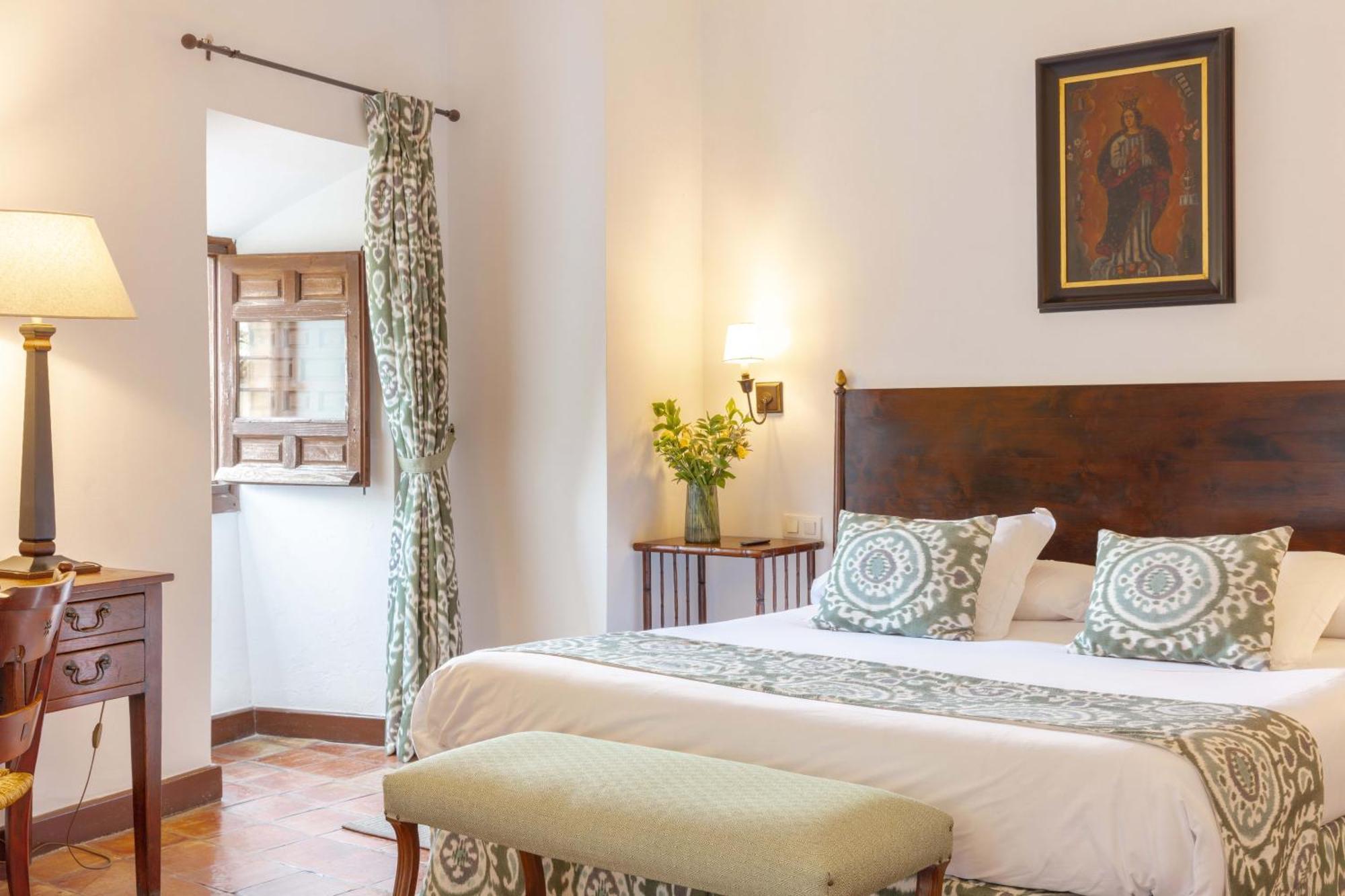 באיסה Hotel Puerta De La Luna מראה חיצוני תמונה