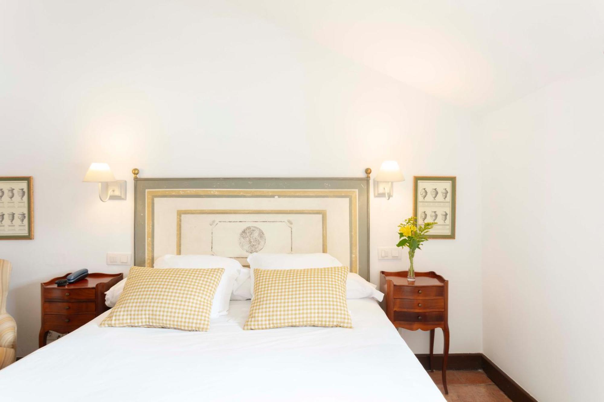 באיסה Hotel Puerta De La Luna מראה חיצוני תמונה
