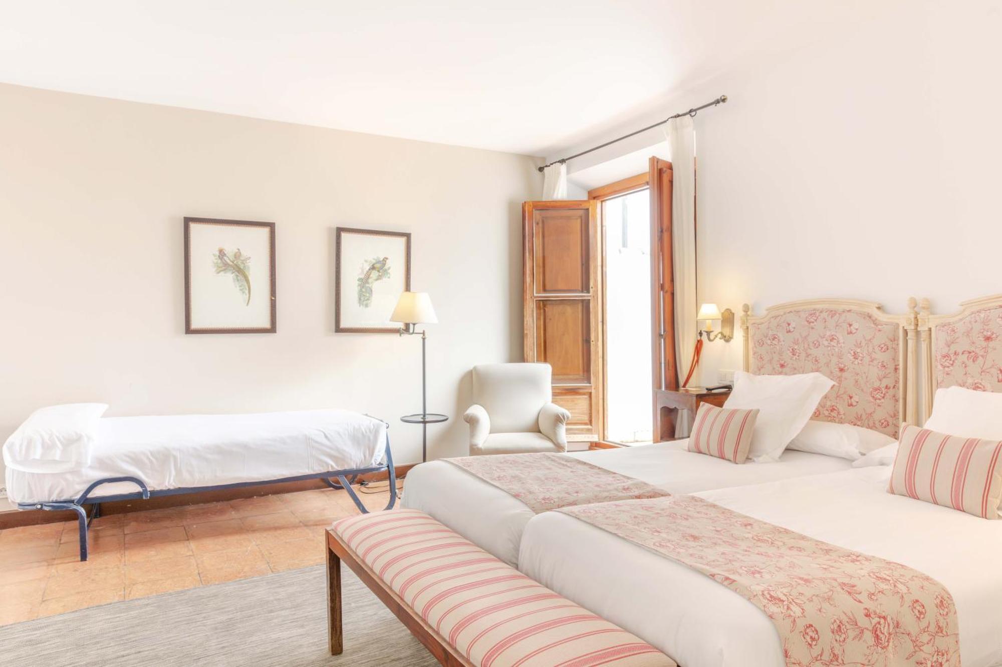 באיסה Hotel Puerta De La Luna מראה חיצוני תמונה