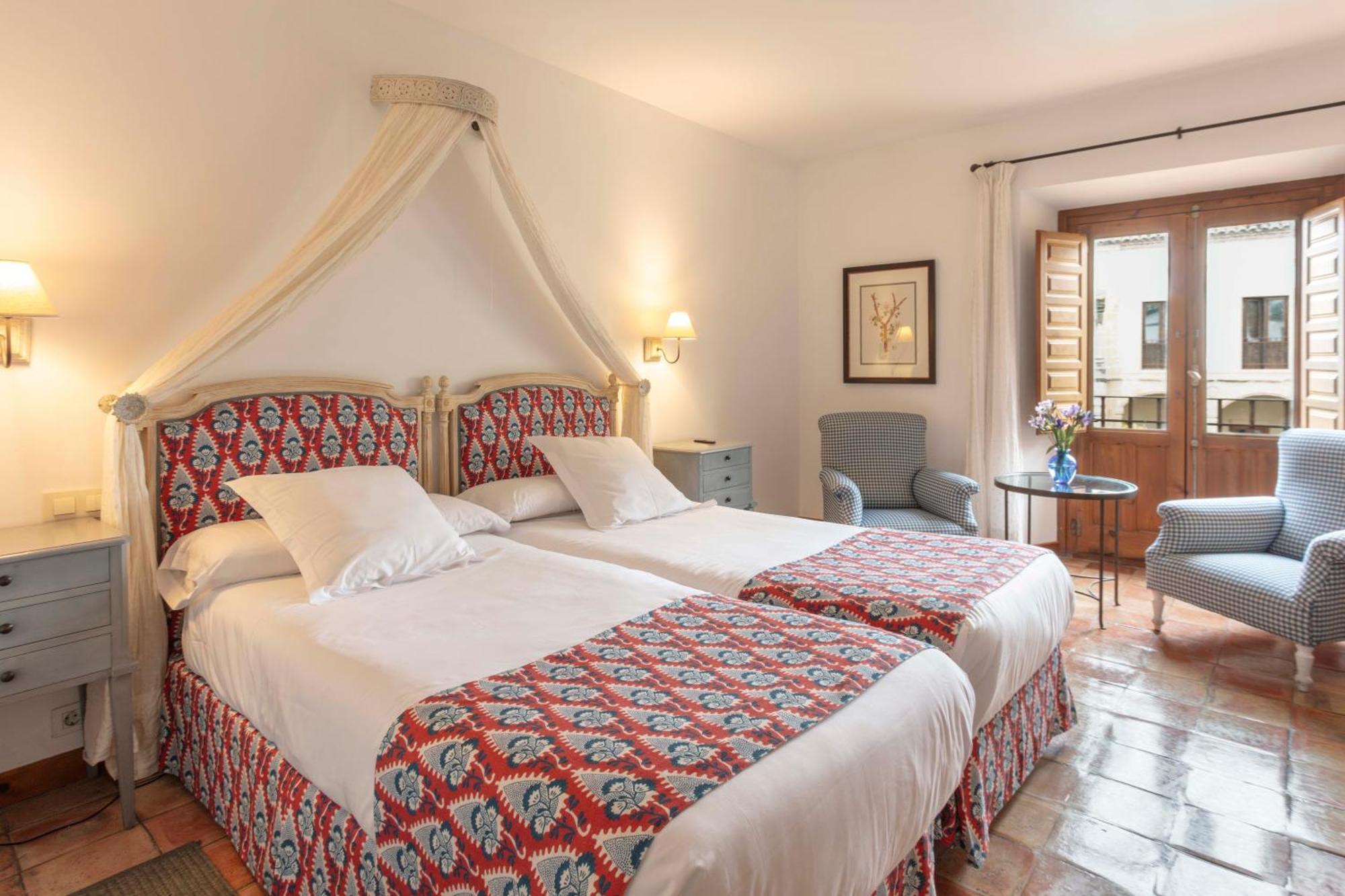 באיסה Hotel Puerta De La Luna מראה חיצוני תמונה