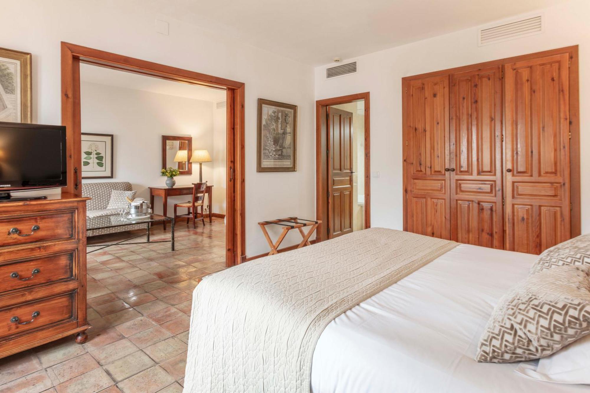 באיסה Hotel Puerta De La Luna מראה חיצוני תמונה